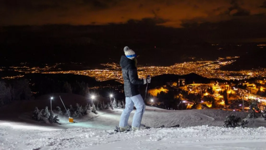 Ski nocturne jusqu'à 20h30 tous les samedis de la saison et les jeudis des vacances scolaires à Chamrousse