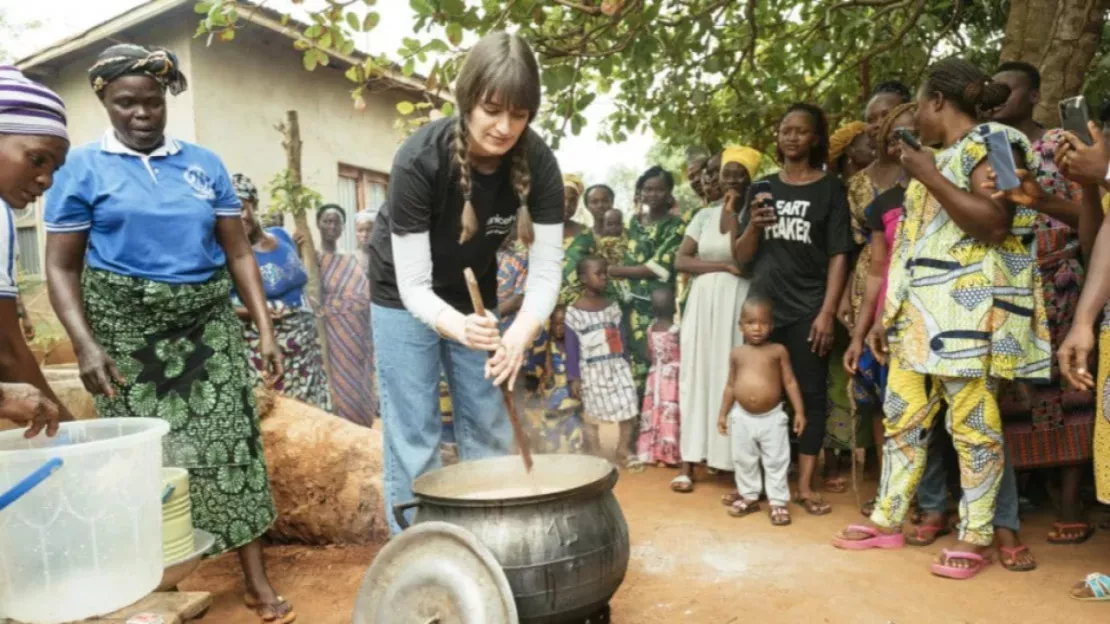 Clara Luciani premières images de son engagement pour l'UNICEF
