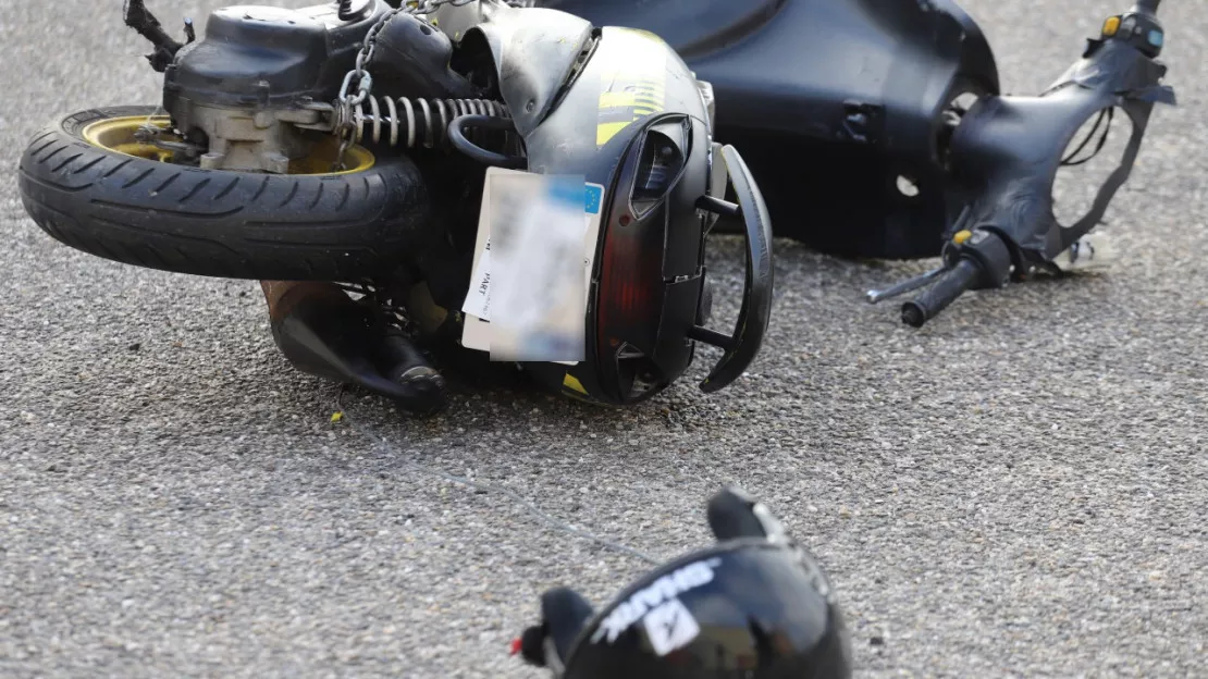 Échirolles :  deux jeunes grièvement blessés dans une collision entre une voiture et un scooter