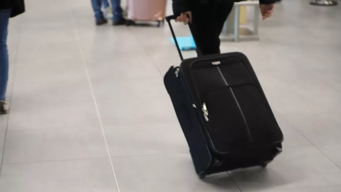 L’aéroport de Grenoble momentanément évacué : un passager était soupçonné de transporter des explosifs