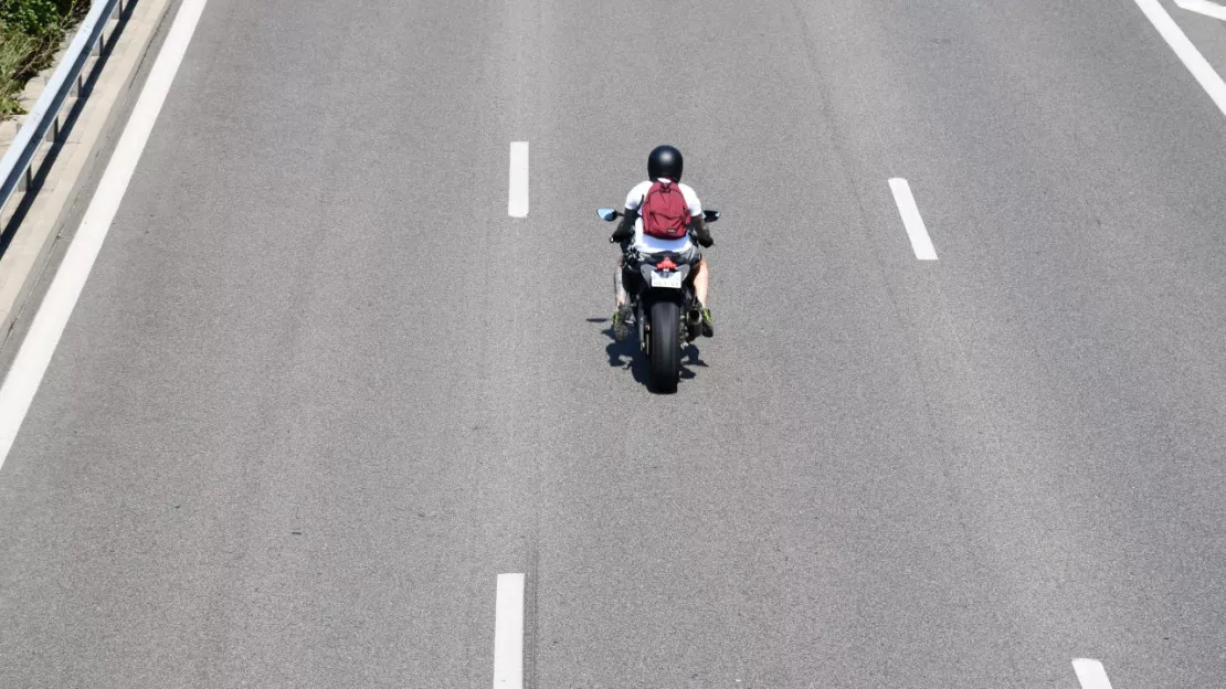 L'expérimentation de la circulation inter-files des motos prolongée à Grenoble