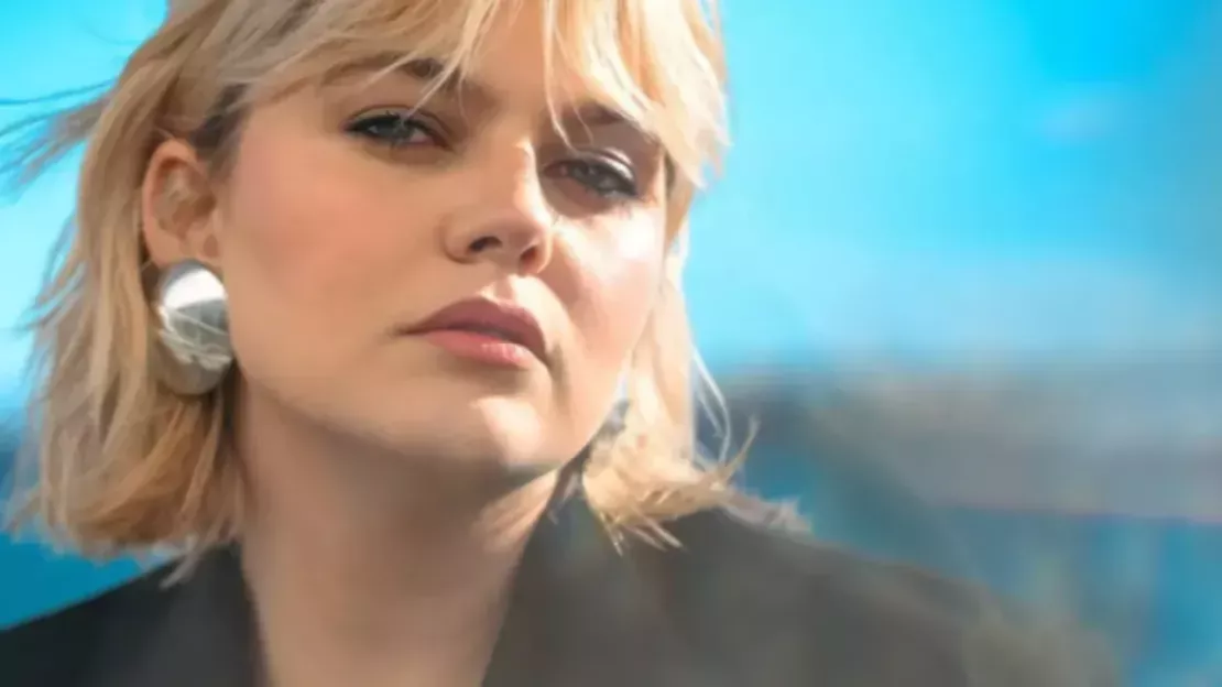 Louane partage ses vacances en famille