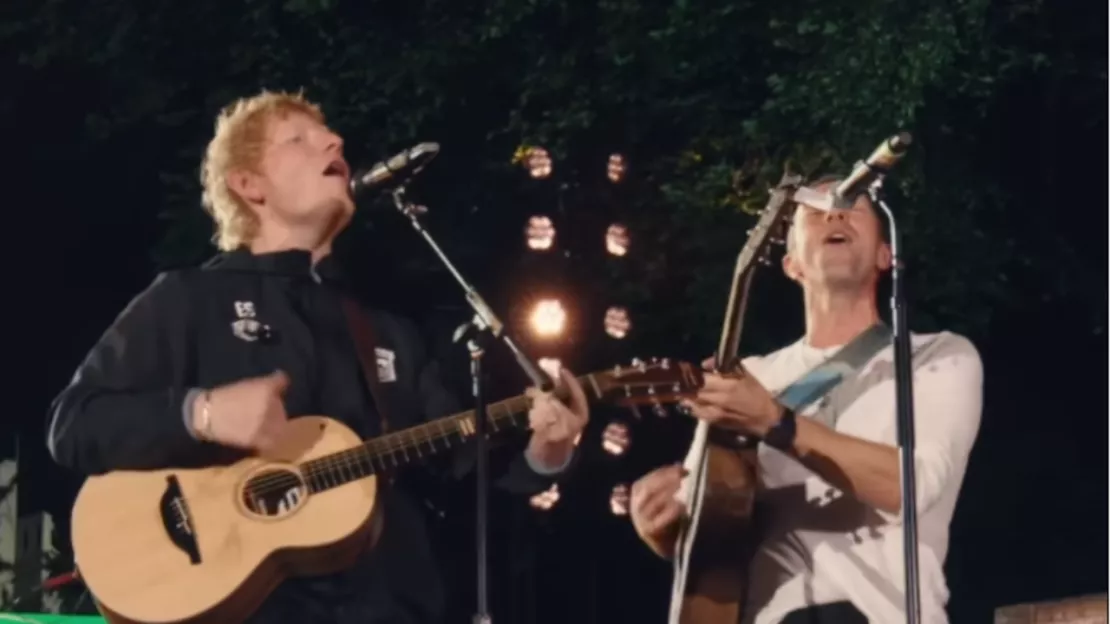 VIDEO : Ed Sheeran rejoint Chris Martin sur scène pour la bonne cause !