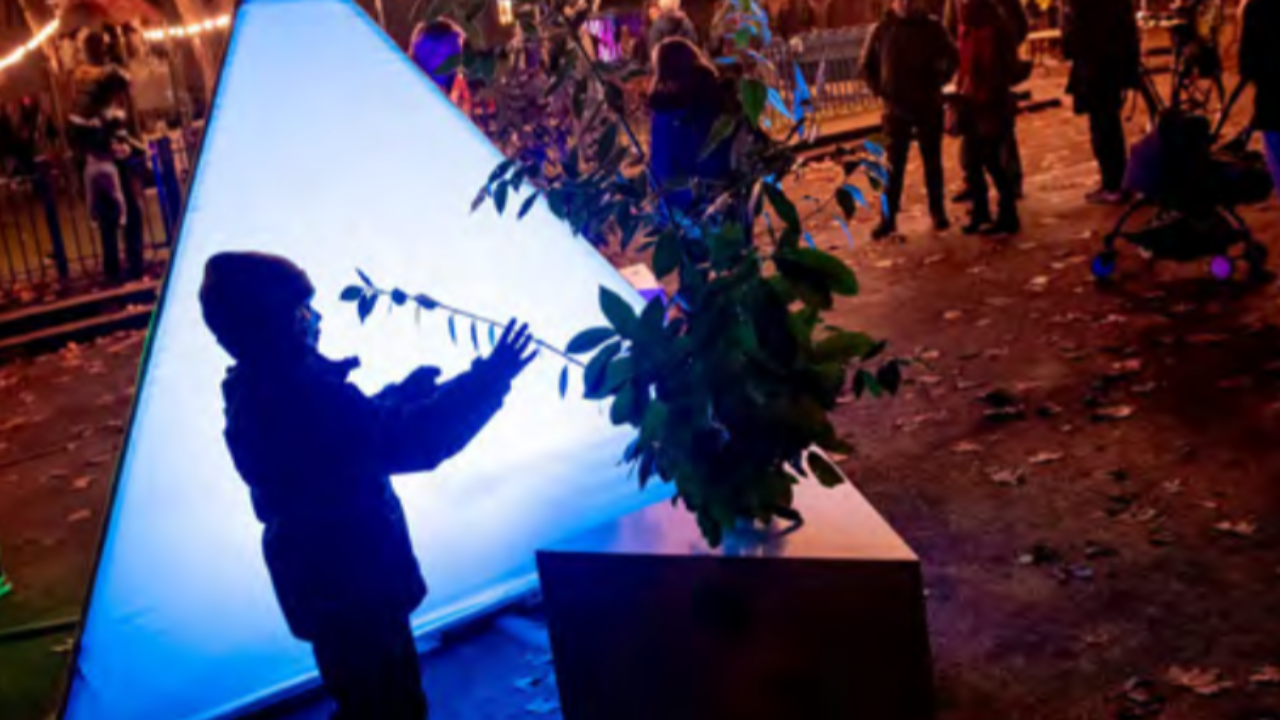 Grenoble s’illumine pour deux nuits d’expériences interactives avec les Néons de Minuit Grenoble s’illumine pour deux nuits d’expériences interactives avec les Néons de Minuit