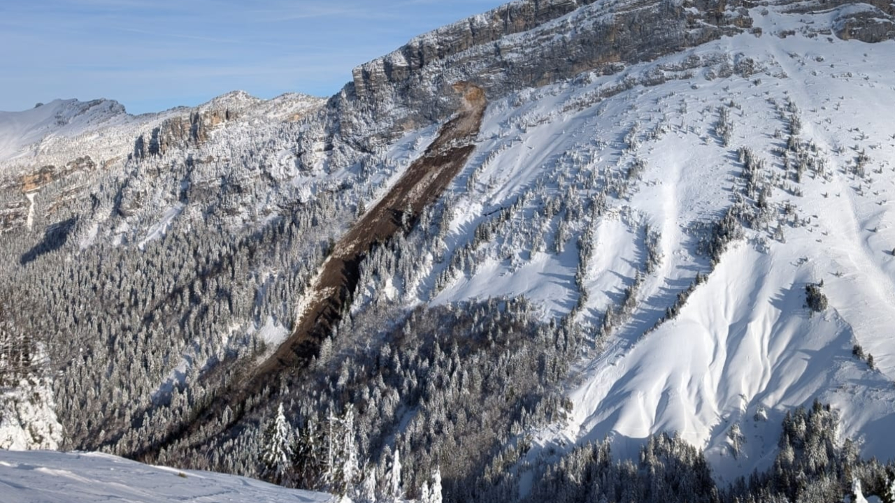 Après l'éboulement à la Dent de Crolles, le sentier du Trou du Glaz restera fermé plusieurs mois