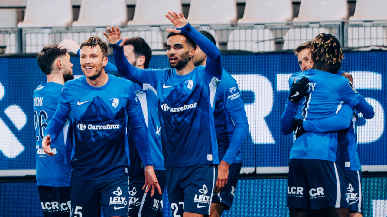 GF38-Amiens : Grenoble revoit enfin la lumi&egrave;re (2-1)