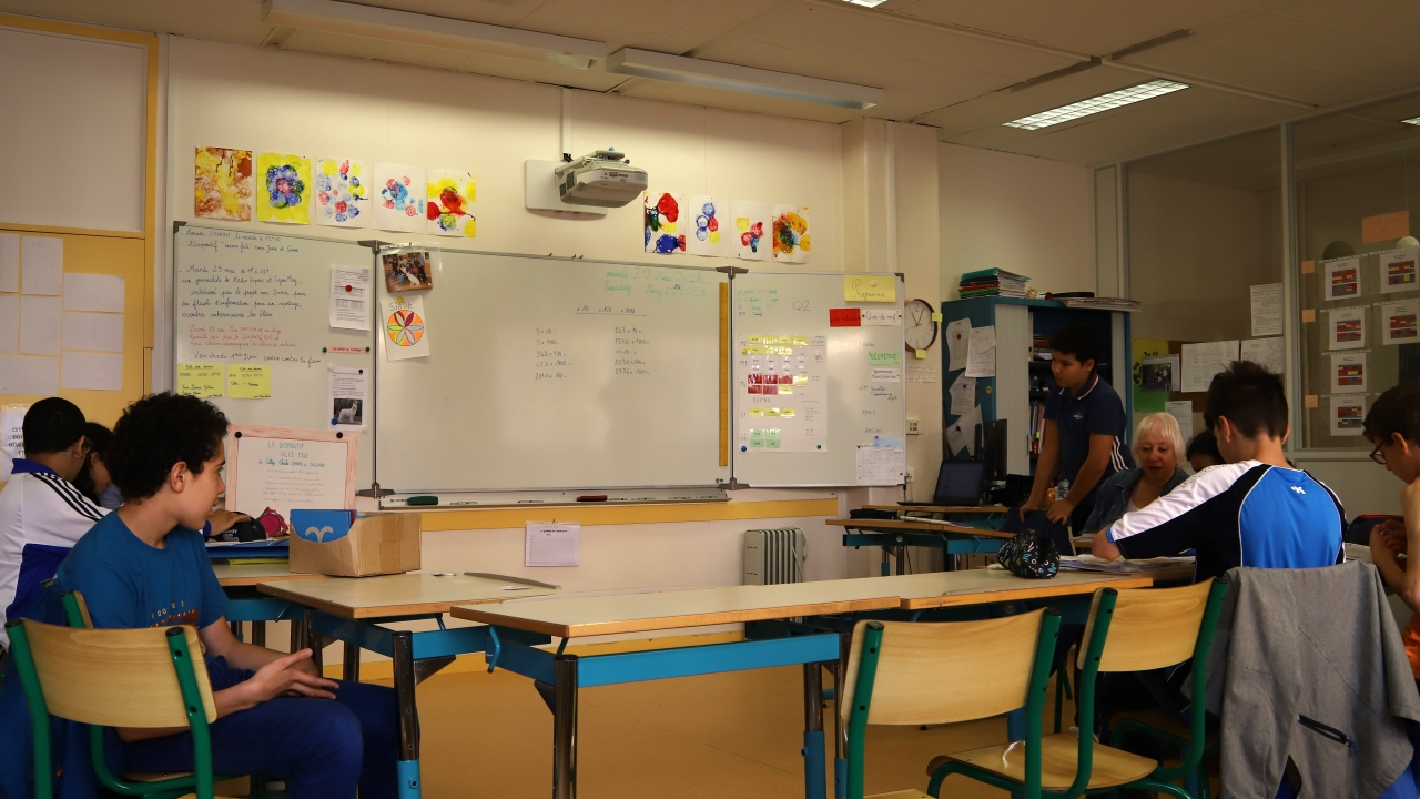 Alerte à la bombe à Grenoble : le collégien identifié "regrette" et fera l'objet d'une expertise psychiatrique Alerte à la bombe à Grenoble : le collégien identifié "regrette" et fera l'objet d'une expertise psychiatrique