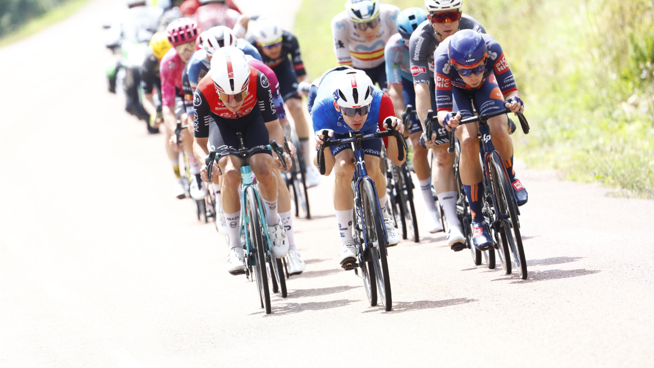 Deux arriv&eacute;es &agrave; l'Alpe d'Huez, passage pr&egrave;s de Grenoble : d&eacute;couvrez le trac&eacute; du Tour de France 2026 !