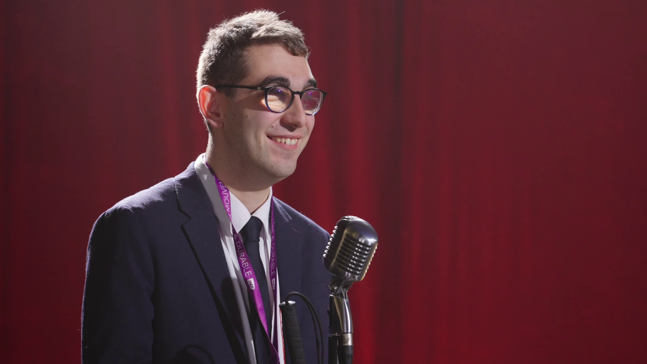 Dylan Demontis, l&rsquo;imitateur de train, star de la derni&egrave;re vid&eacute;o du YouTubeur Amixem