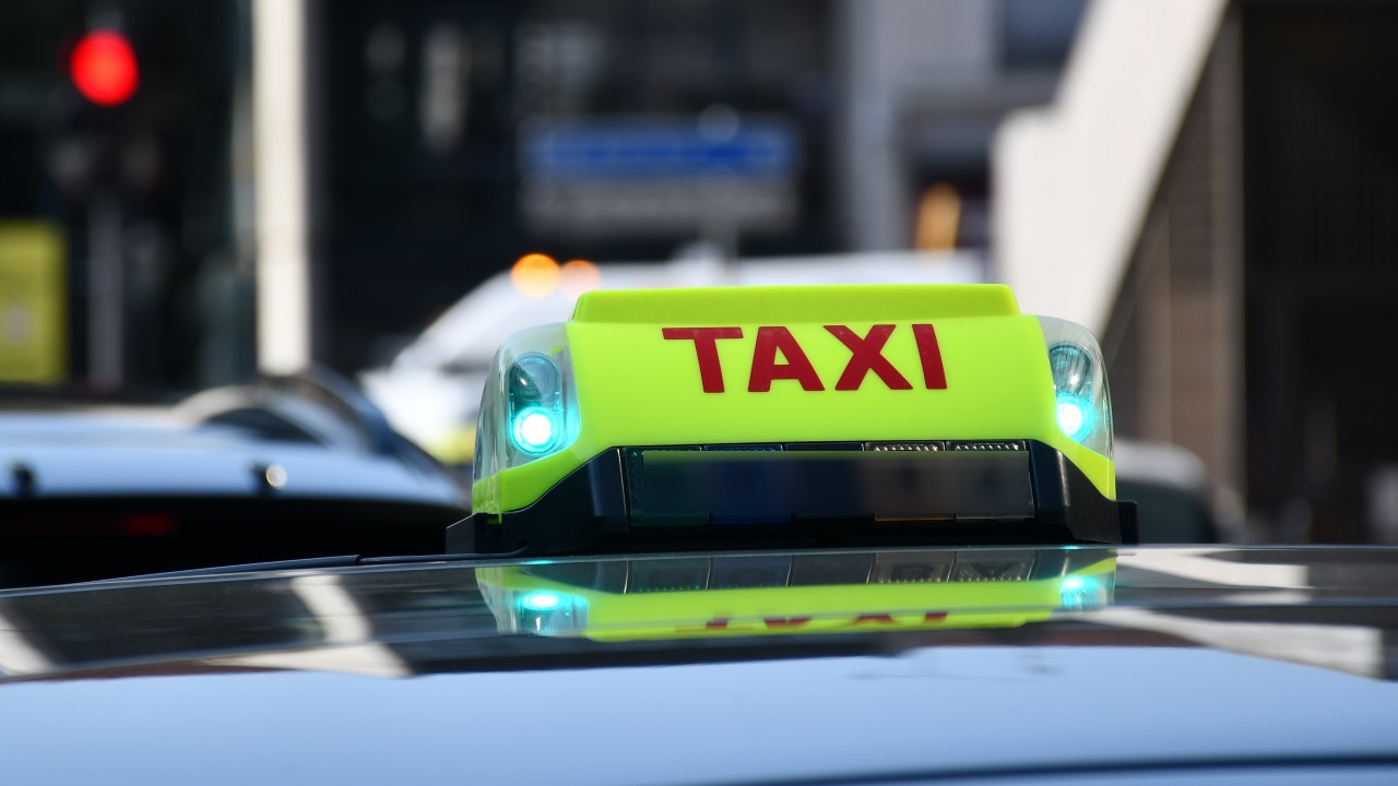 Elections européennes : la mairie de Grenoble payera le taxi aux électeurs en incapacité de se déplacer Elections européennes : la mairie de Grenoble payera le taxi aux électeurs en incapacité de se déplacer