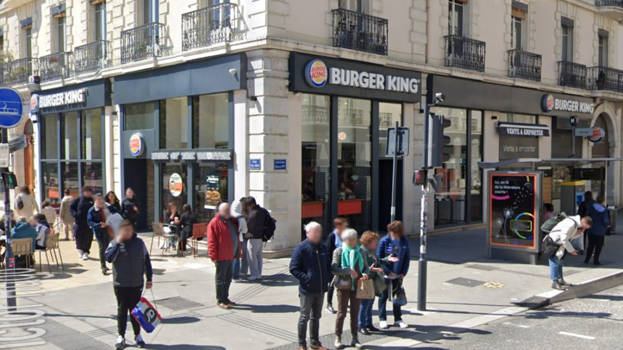 Grenoble : d&eacute;but d'incendie au Burger King