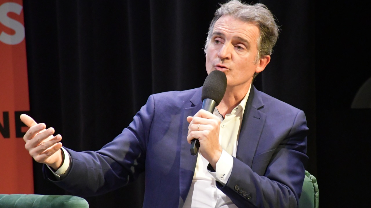 Grenoble : Eric Piolle pourrait réquisitionner des logements vacants pour héberger des personnes à la rue