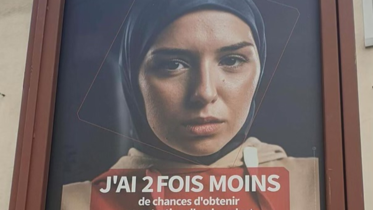 Grenoble : les Républicains accusent Eric Piolle de faire la promotion du voile Grenoble : les Républicains accusent Eric Piolle de faire la promotion du voile