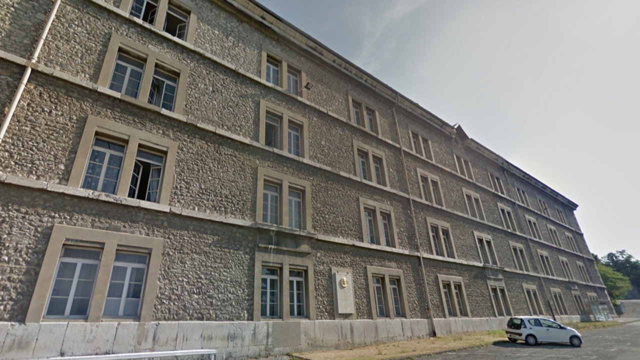 Grenoble : suite à un glissement de terrain, des dizaines d'étudiants relogés Grenoble : suite à un glissement de terrain, des dizaines d'étudiants relogés