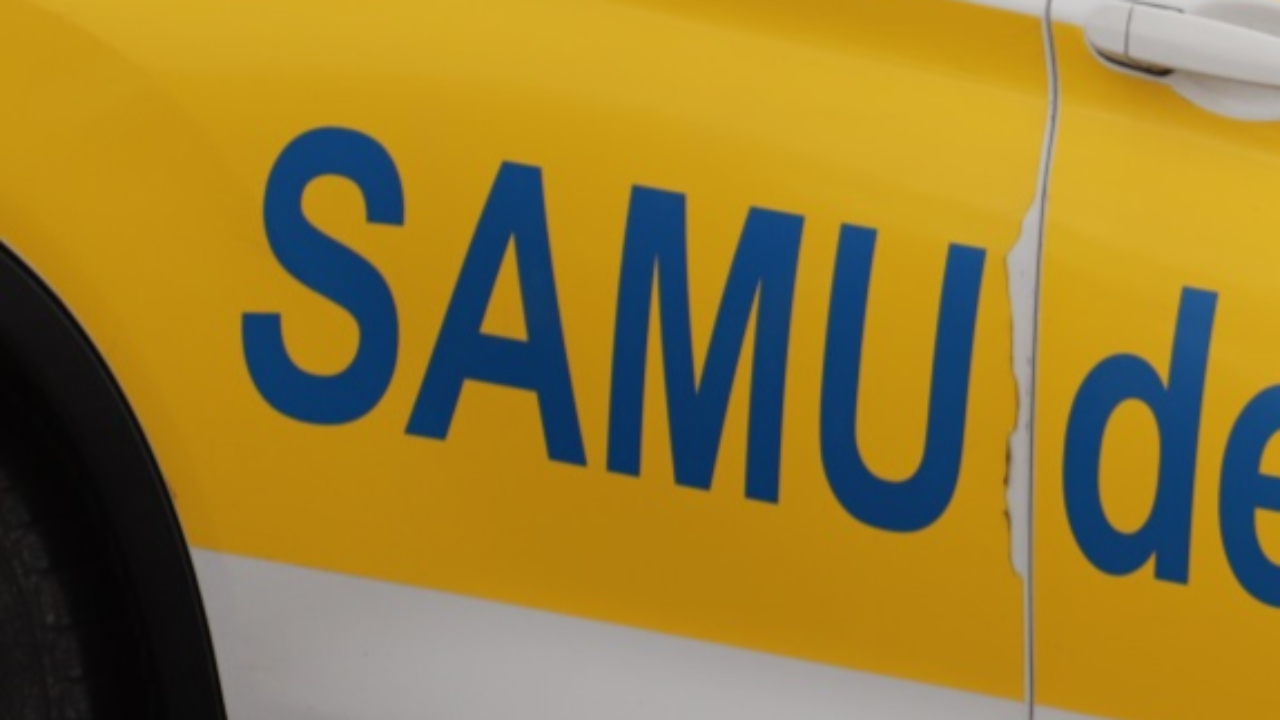 Grenoble : un automobiliste blesse grièvement une motarde et prend la fuite