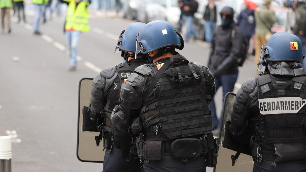 Isère : quatre nouvelles brigades de gendarmerie annoncées par Emmanuel Macron