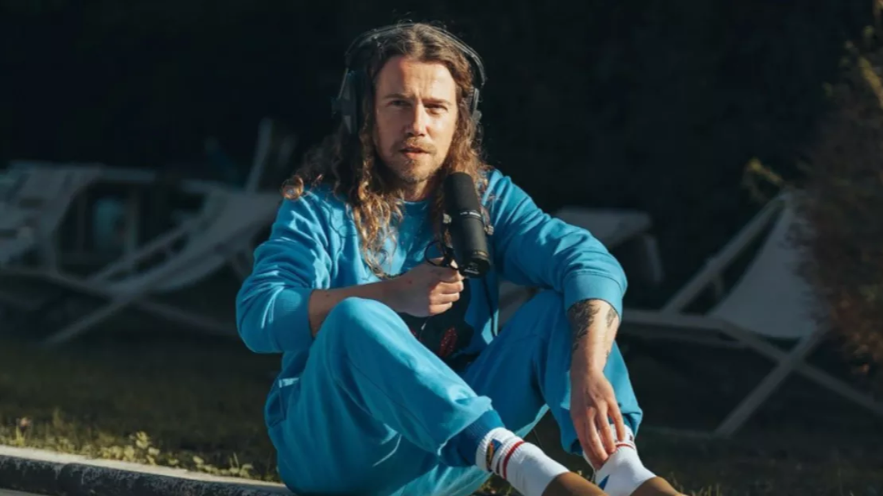 Julien Doré parodie Lady Gaga Julien Doré parodie Lady Gaga