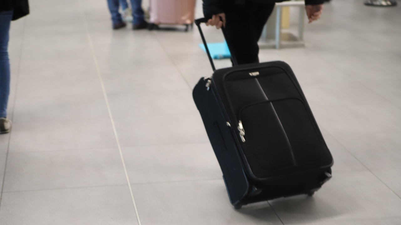 L&rsquo;a&eacute;roport de Grenoble momentan&eacute;ment &eacute;vacu&eacute; : un passager &eacute;tait soup&ccedil;onn&eacute; de transporter des explosifs