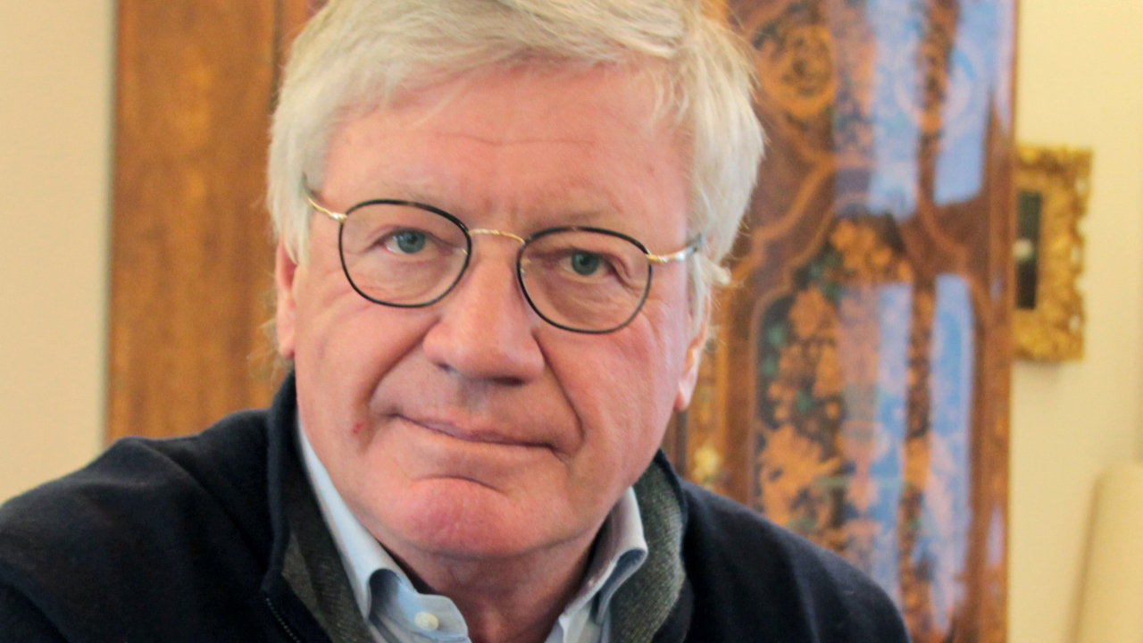 L&rsquo;&eacute;diteur grenoblois Jacques Gl&eacute;nat suspendu de la L&eacute;gion d&rsquo;honneur apr&egrave;s sa condamnation pour &eacute;vasion fiscale