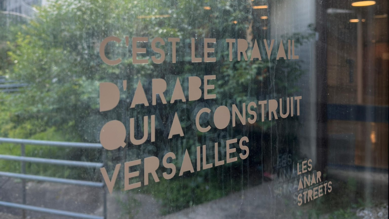 L’Université Grenoble Alpes annonce retirer les messages anti-blancs gravés sur des vitres : le RN réclame l’ouverture d’une enquête L’Université Grenoble Alpes annonce retirer les messages anti-blancs gravés sur des vitres : le RN réclame l’ouverture d’une enquête