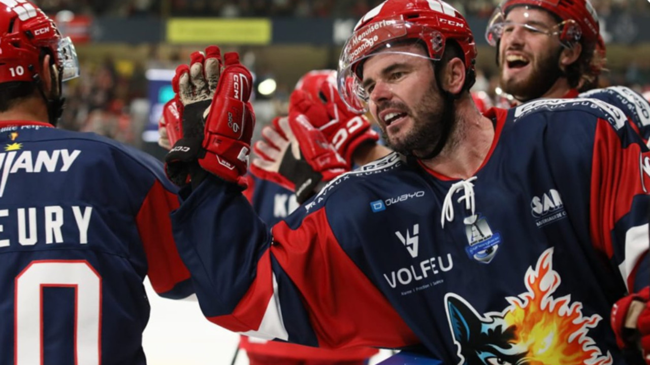 Les Br&ucirc;leurs de Loups font tomber le leader Angers (4-3)