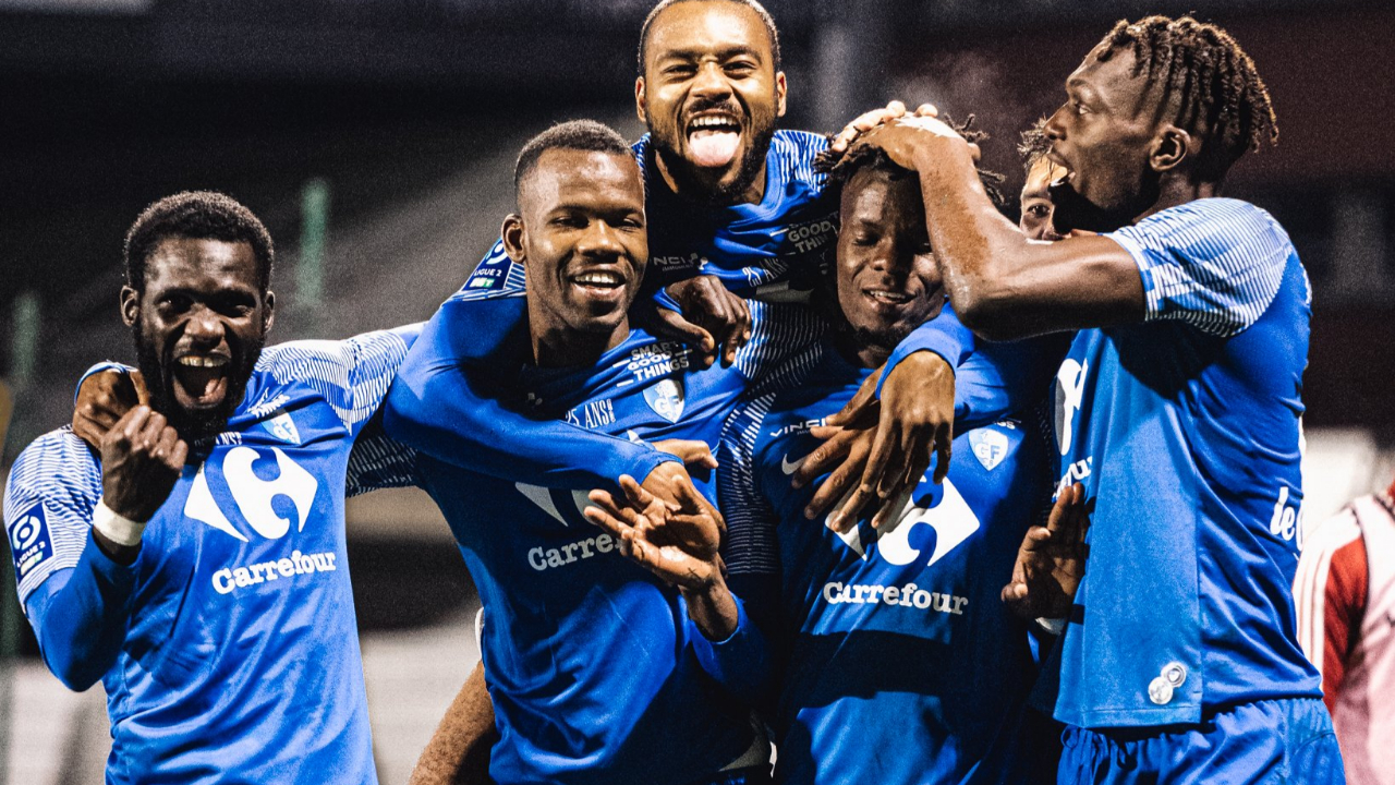 Ligue 2 : Grenoble sur le podium après sa victoire à Rodez