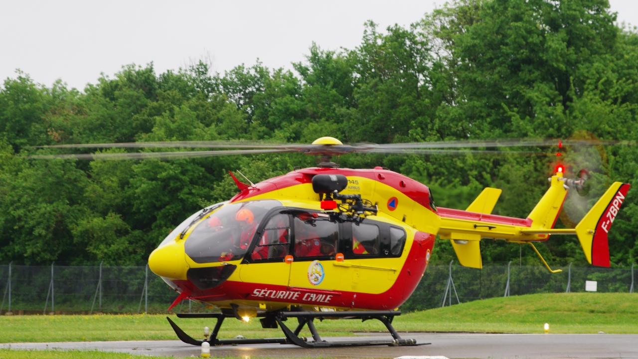 Près de Grenoble : le car de la colonie de vacances fait une chute de plusieurs mètres, des blessés graves Près de Grenoble : le car de la colonie de vacances fait une chute de plusieurs mètres, des blessés graves