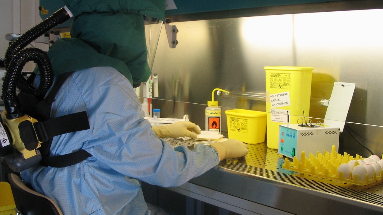 Un agent de l’Institut de biologie et de pathologie du CHU Grenoble Alpes porte plainte suite à des troubles ORL