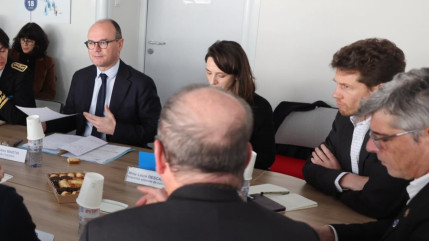 Fin annoncée de l'usine Teisseire à Crolles : les élus isérois saluent la venue du ministre et réaffirment leur mobilisation