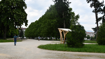 Elle avait été vandalisée par des voleurs de cuivre : la fontaine du drame du Drac va être réinstallée prochainement à Grenoble Elle avait été vandalisée par des voleurs de cuivre : la fontaine du drame du Drac va être réinstallée prochainement à Grenoble