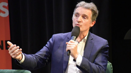 Explosion d'une grenade à Grenoble : Eric Piolle réclame des renforts de police et un nouveau commissariat Explosion d'une grenade à Grenoble : Eric Piolle réclame des renforts de police et un nouveau commissariat