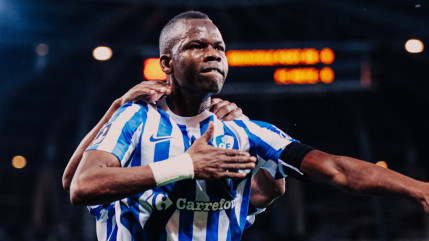 GF38 : Pape Meïssa Ba s'engage avec Schalke 04 GF38 : Pape Meïssa Ba s'engage avec Schalke 04