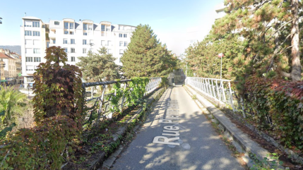 Grenoble : accident voiture-trottinette, un jeune homme grièvement blessé après une terrible chute