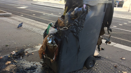 Grenoble : Alain Carignon veut que la Métropole porte plainte contre les incendies de poubelles