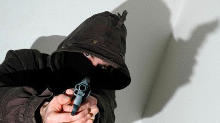 Grenoble : il vise le chauffeur d'un bus avec une arme