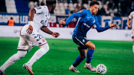 Grenoble tient Guingamp en échec, un bon point de gagné Grenoble tient Guingamp en échec, un bon point de gagné
