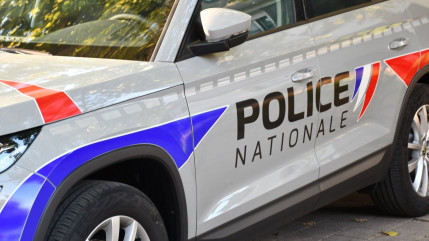 Grenoble : un adolescent embarqué dans une voiture puis passé à tabac