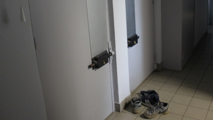 Intrusion au collège de Corenc : un homme jugé ce jeudi, gardes à vue levées pour sa mère et son frère Intrusion au collège de Corenc : un homme jugé ce jeudi, gardes à vue levées pour sa mère et son frère