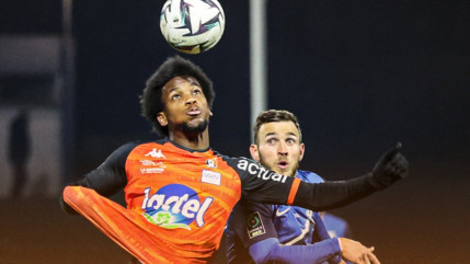 Laval-GF38 : Grenoble revient avec un point chipé au leader Laval-GF38 : Grenoble revient avec un point chipé au leader