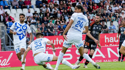 Le GF38 s'effondre à Annecy dans le derby des Alpes (3-1) Le GF38 s'effondre à Annecy dans le derby des Alpes (3-1)