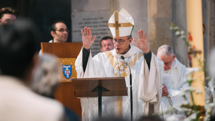 Mort du pape François : une veillée en la cathédrale Notre-Dame de Grenoble Mort du pape François : une veillée en la cathédrale Notre-Dame de Grenoble