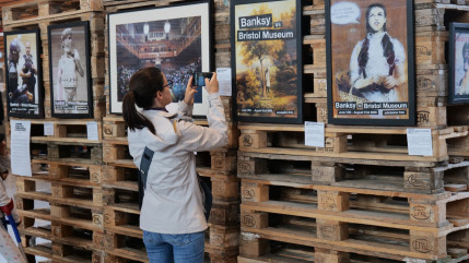 Près de Grenoble : l'exposition Banksy se termine, plus de 30 000 visiteurs recensés Près de Grenoble : l'exposition Banksy se termine, plus de 30 000 visiteurs recensés