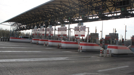 Près de Grenoble : un conducteur positif à l’alcool et aux stupéfiants provoque un violent accident à un péage