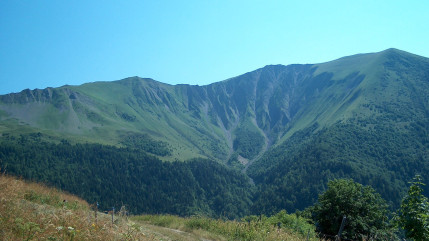 Randonnée mortelle dans le Taillefer : un homme retrouvé sans vie près de la Croix du Carrelet