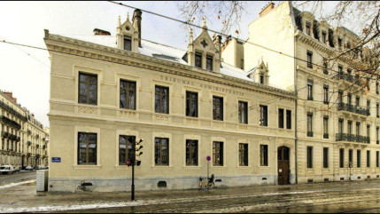 Vente des parts de la Ville dans Grenoble Habitat : décision de justice ce lundi