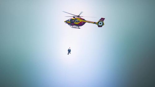 Près de Grenoble : un randonneur miraculé après avoir été pris dans une avalanche